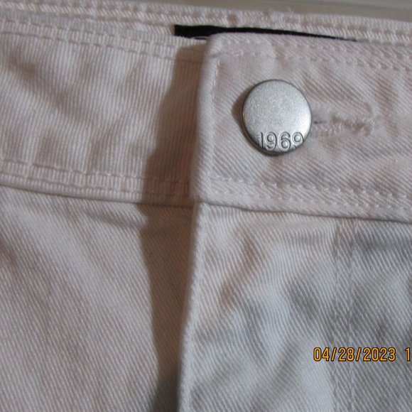 GAP SIZE 6 WHITE DENIM SKIRT JEAN STRETCH SPRING SUMMER CASUAL - Picture 3 of 8